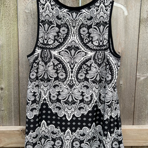ALYX L sleeveless black & white polyester and spandex blouse top - Picture 2 of 11